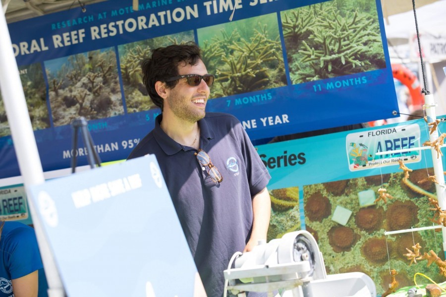 Mote Staff Biologist Joey Mandara shares coral reef restoration with the public. Credit: Conor Goulding/Mote Marine Laboratory