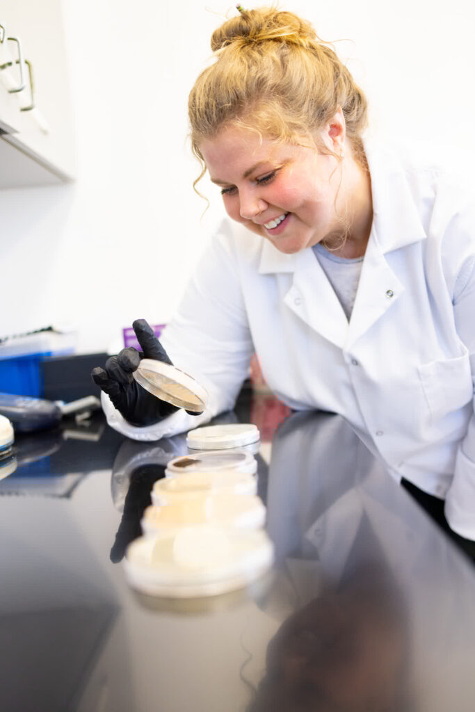 Dr. Kirstie Francis, Postdoctoral Research Fellow in Mote's Marine Microbiology Program, focuses on molecular microbiology.